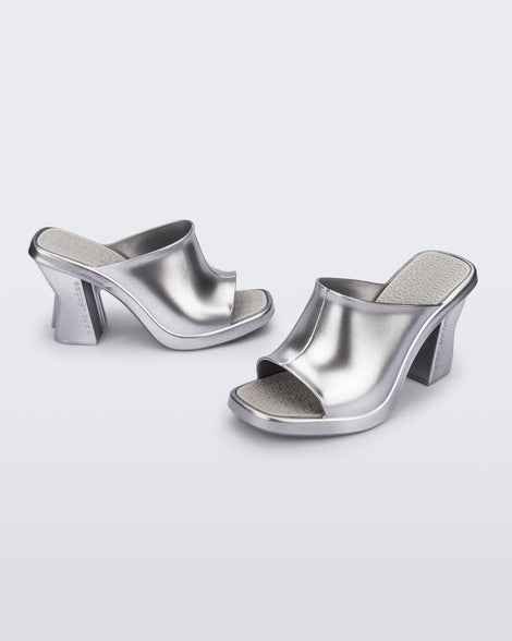 Melissa + Marc Jacobs Mule - itzy bitsy