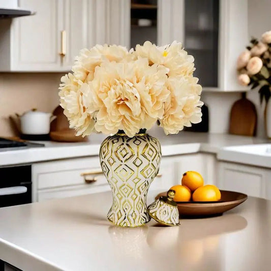 Elegant Ceramic Vase, Decorative Universal Jar Ornament - itzy bitsy