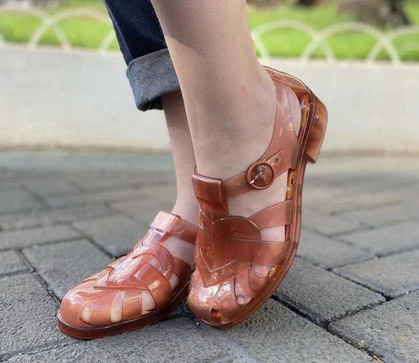 MELISSA HEART SANDAL + CAPETOS