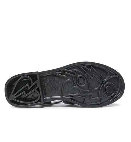 MELISSA HEART SANDAL + CAPETOS