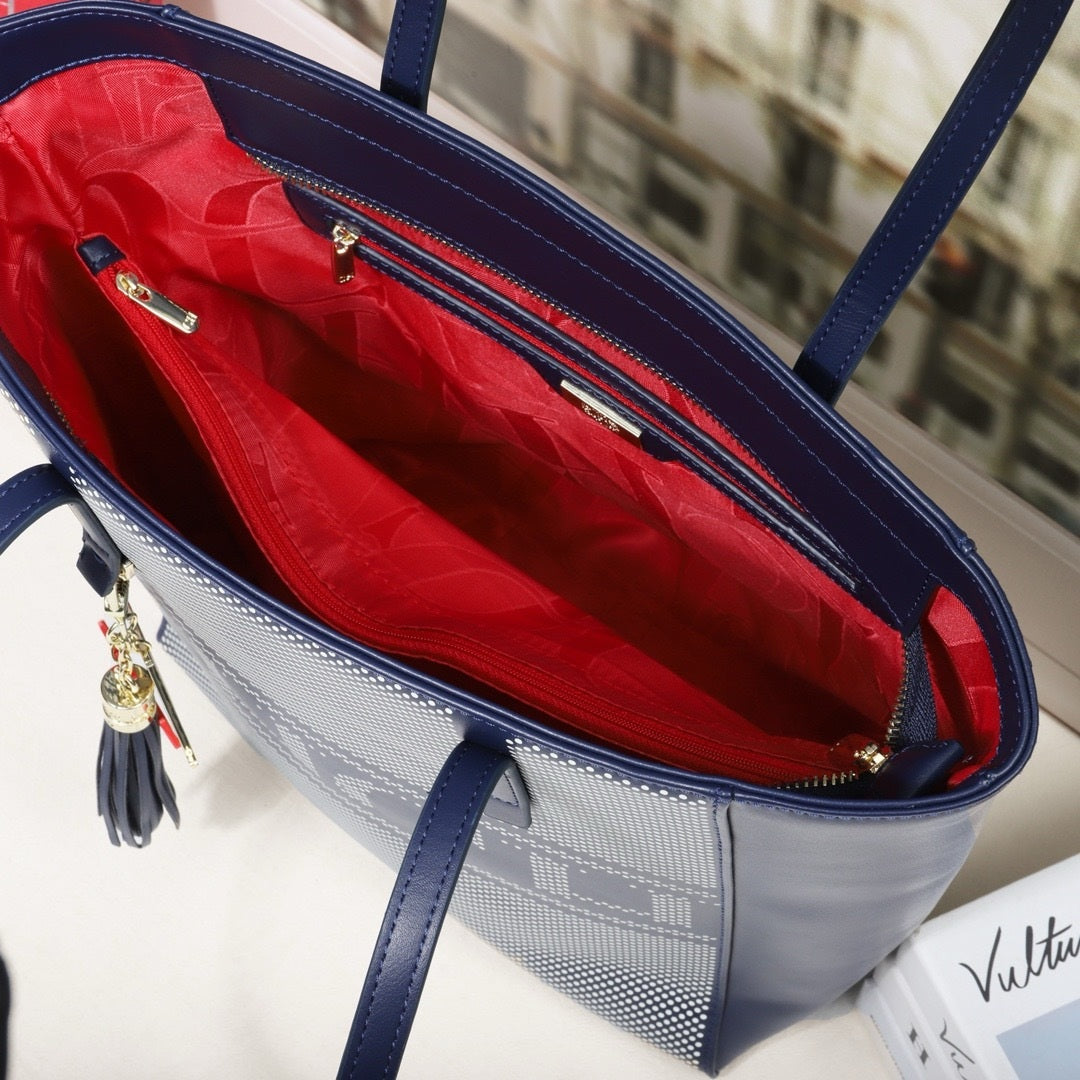 CHCH Women Travel Bag/Tote Bag