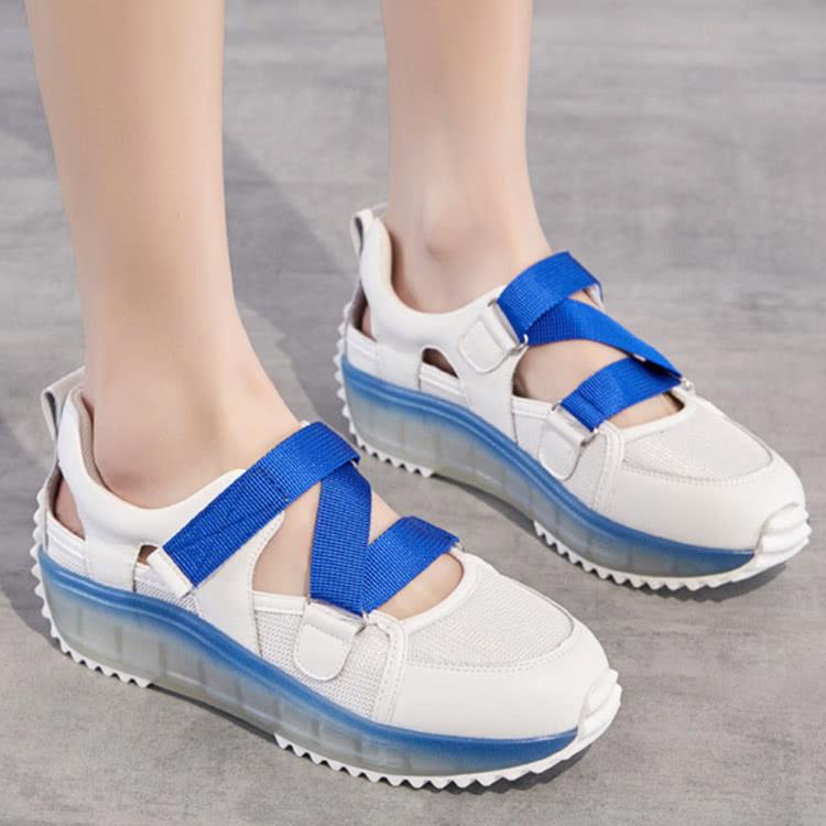 【Taroko】Gradient Thick Bottom Hollow Jelly Toe Sports Sandals (2 Colors Available)