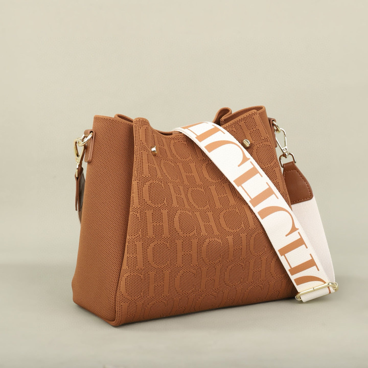 CHCH Andy 7 Bucket/Shoulder Bag