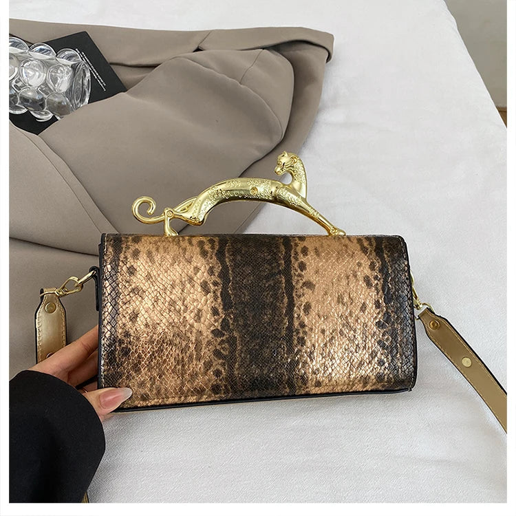 Insular Gradient Color Ladies Crossbody Bag / Handbag