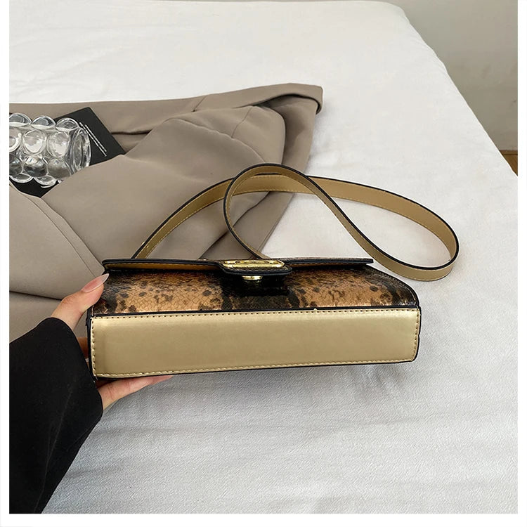 Insular Gradient Color Ladies Crossbody Bag / Handbag