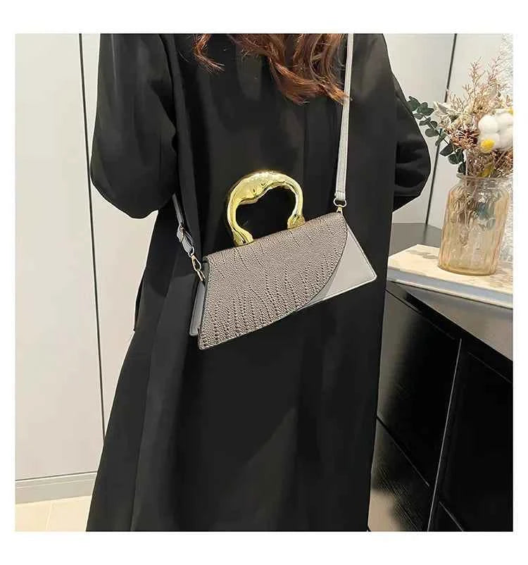 Women Crocodile Pattern Crossbody Handbag