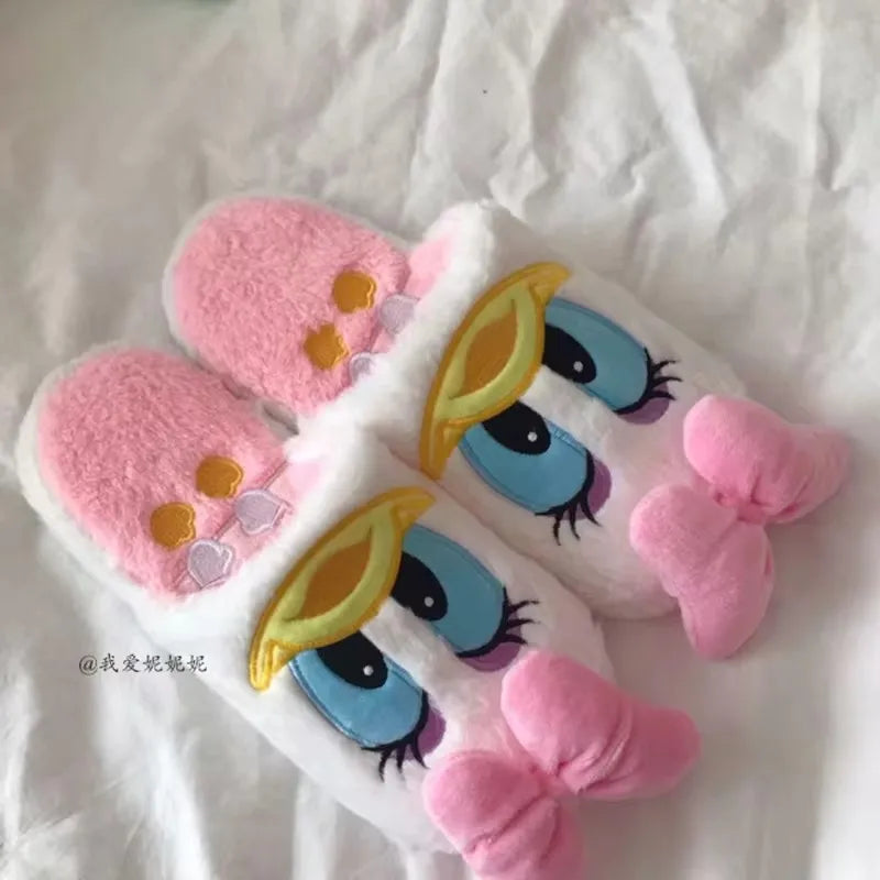 Cute Donald Duck / Daisy Duck Plush Velvet Slippers