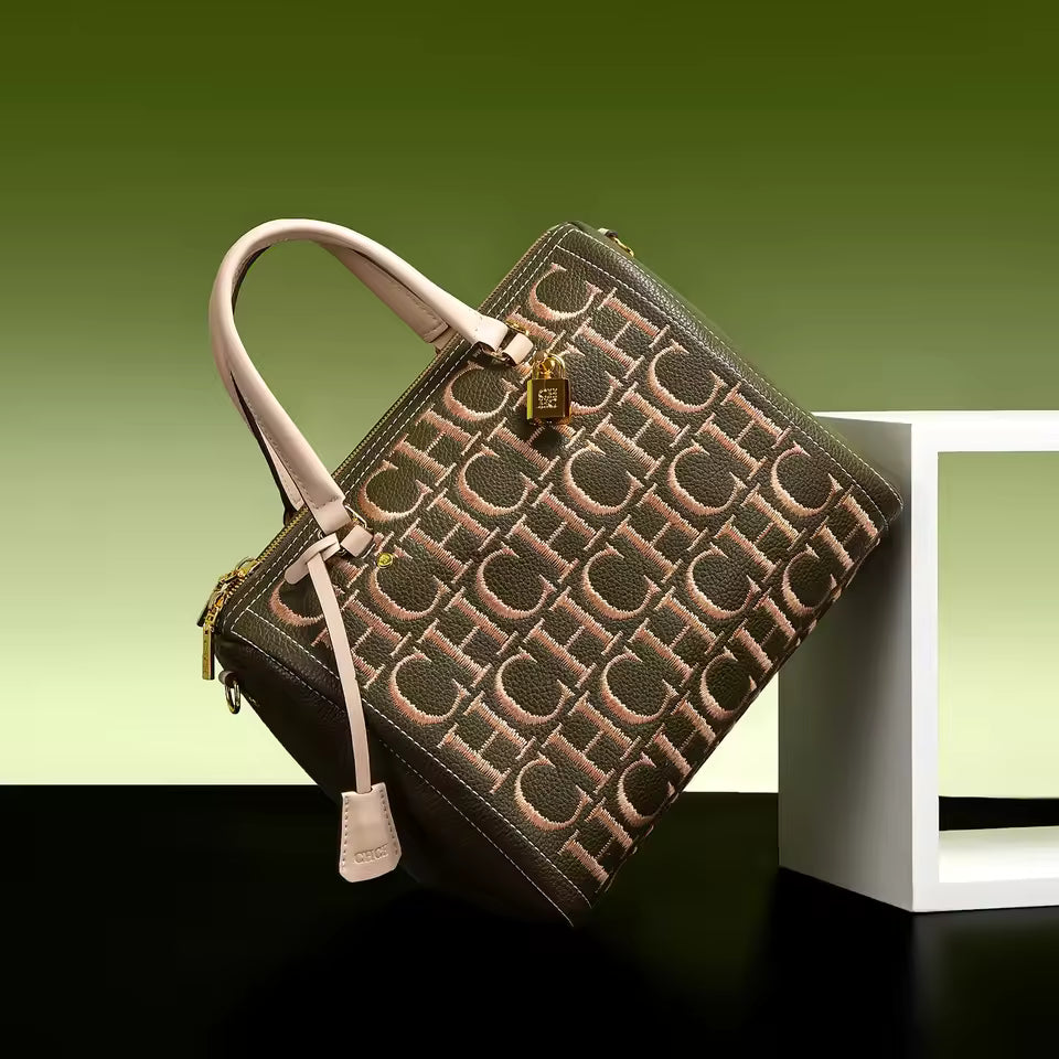 Large Capacity Business Commuter Women's Shoulder Bag Crossbody Bag Vintage Classic Letter Design Solid Color Women's Bag