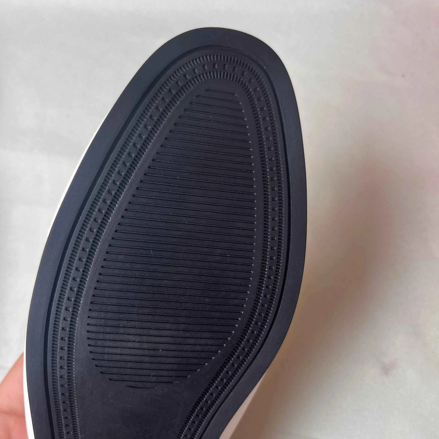 CHCH Baotou Low Heels Sandals