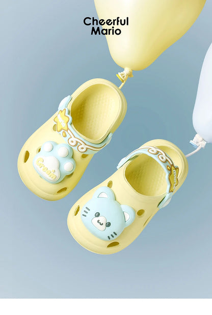 Cheerful Mario Sandals Animals