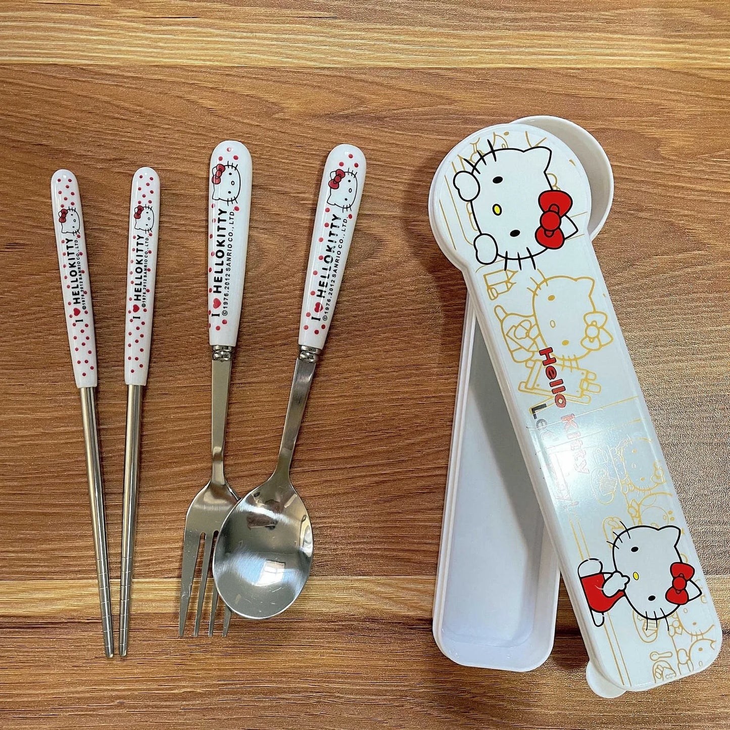 Sanrio Tableware Hello Kitty , Doremon  Set