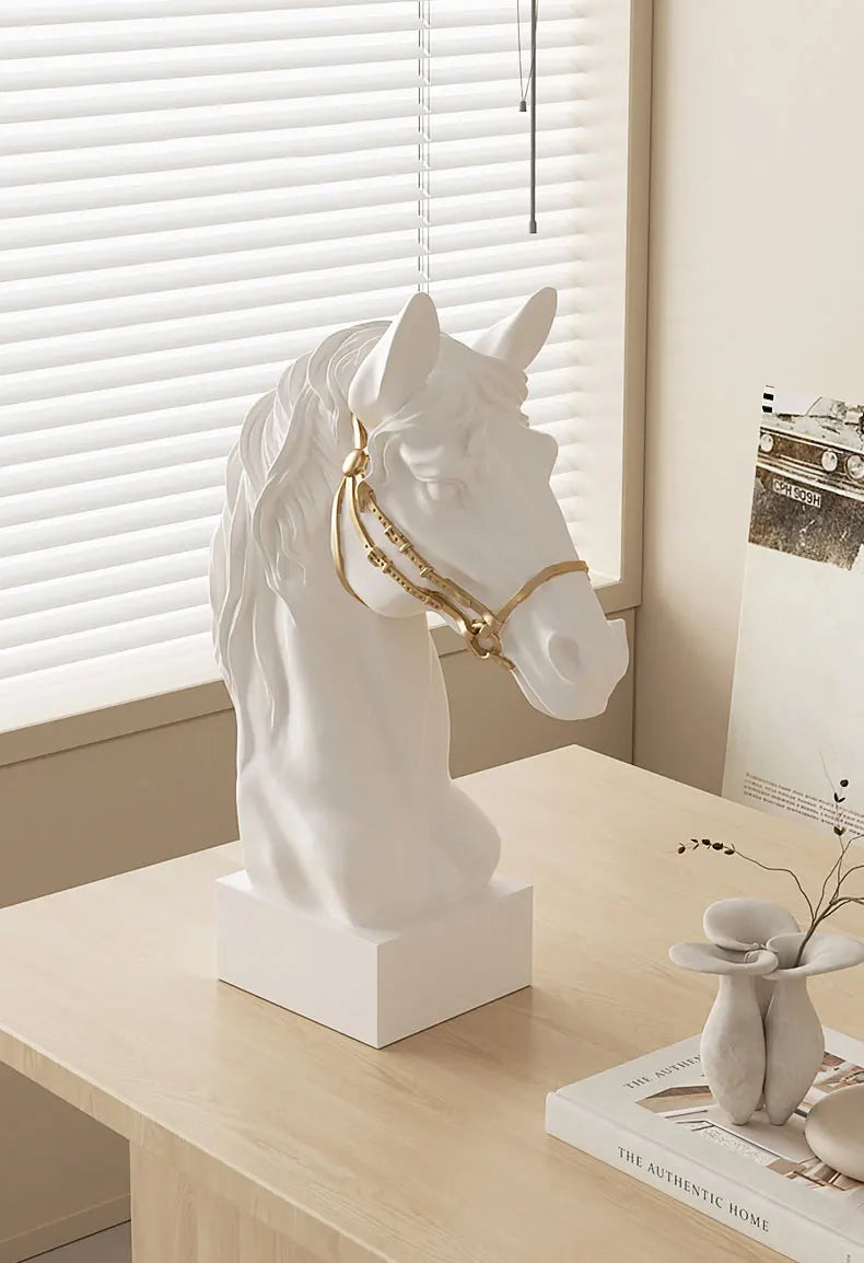 Modern Minimalist Horse Head Statue, Nordic Design Resin Sculpture