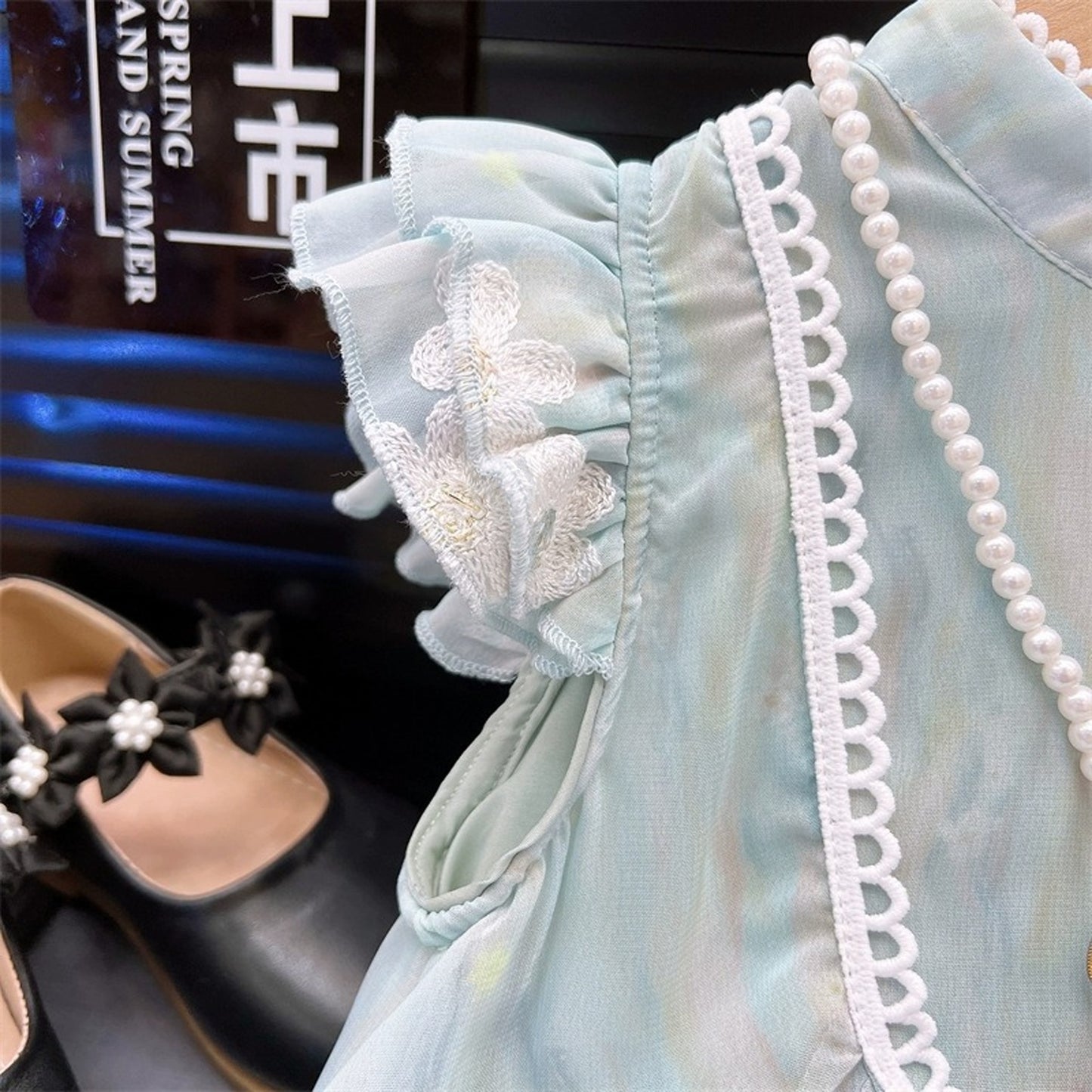 Girls' Classic Flying Sleeve Dress