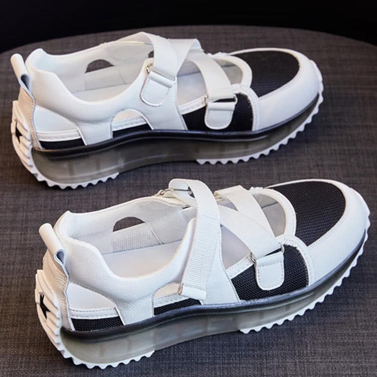 【Taroko】Gradient Thick Bottom Hollow Jelly Toe Sports Sandals (2 Colors Available)