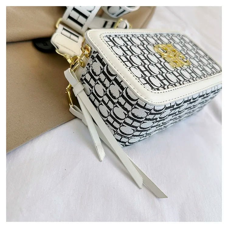 CH Women's Trendy Camera Crossbody Bag - itzy bitsy
