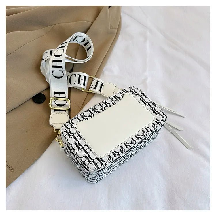 CH Women's Trendy Camera Crossbody Bag - itzy bitsy