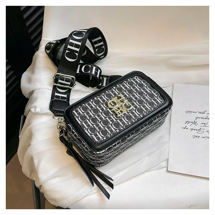 CH Women's Trendy Camera Crossbody Bag - itzy bitsy