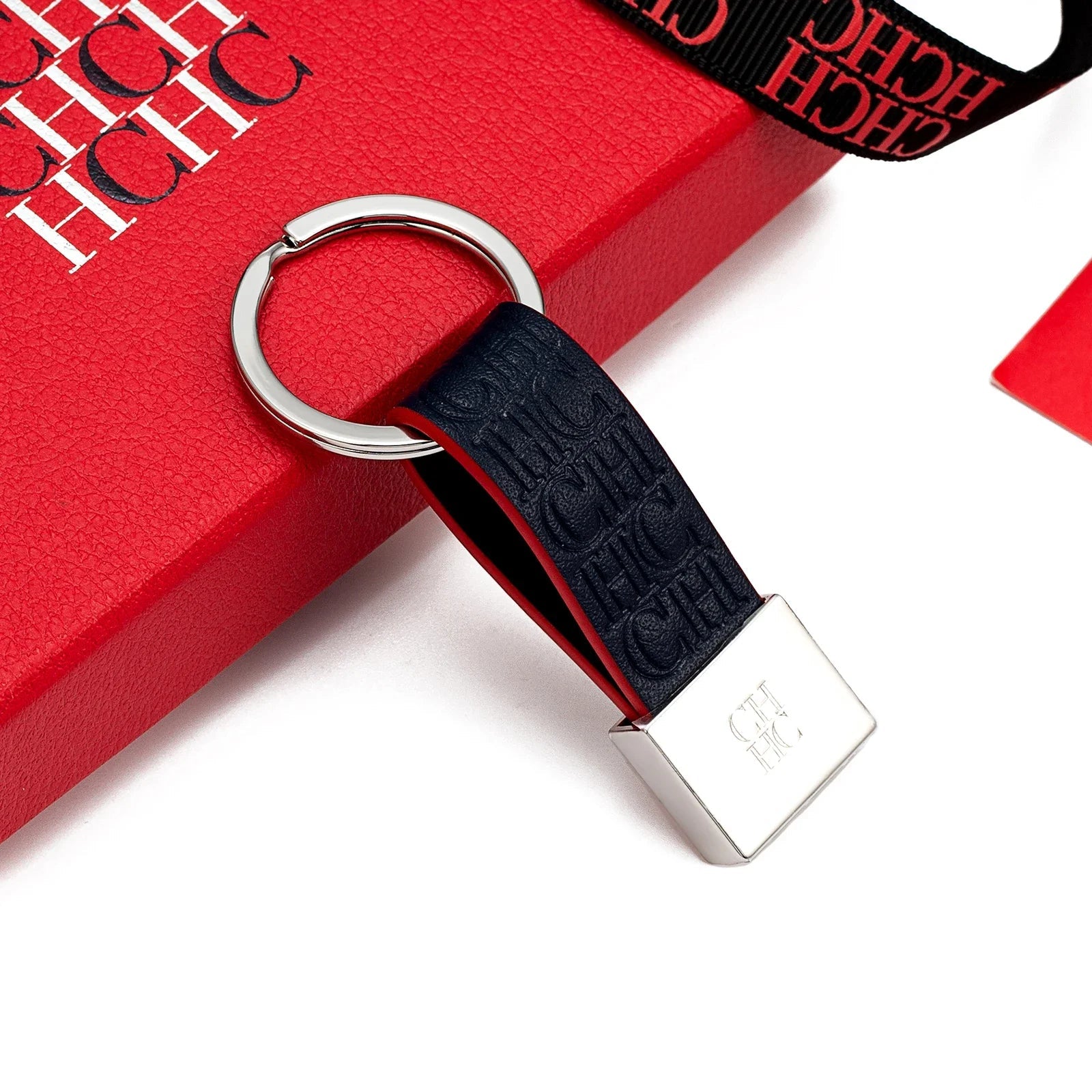 CHCH Exquisite Elegant Keychain - itzy bitsy