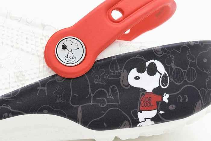 Crocs + Peanuts Classic Clog