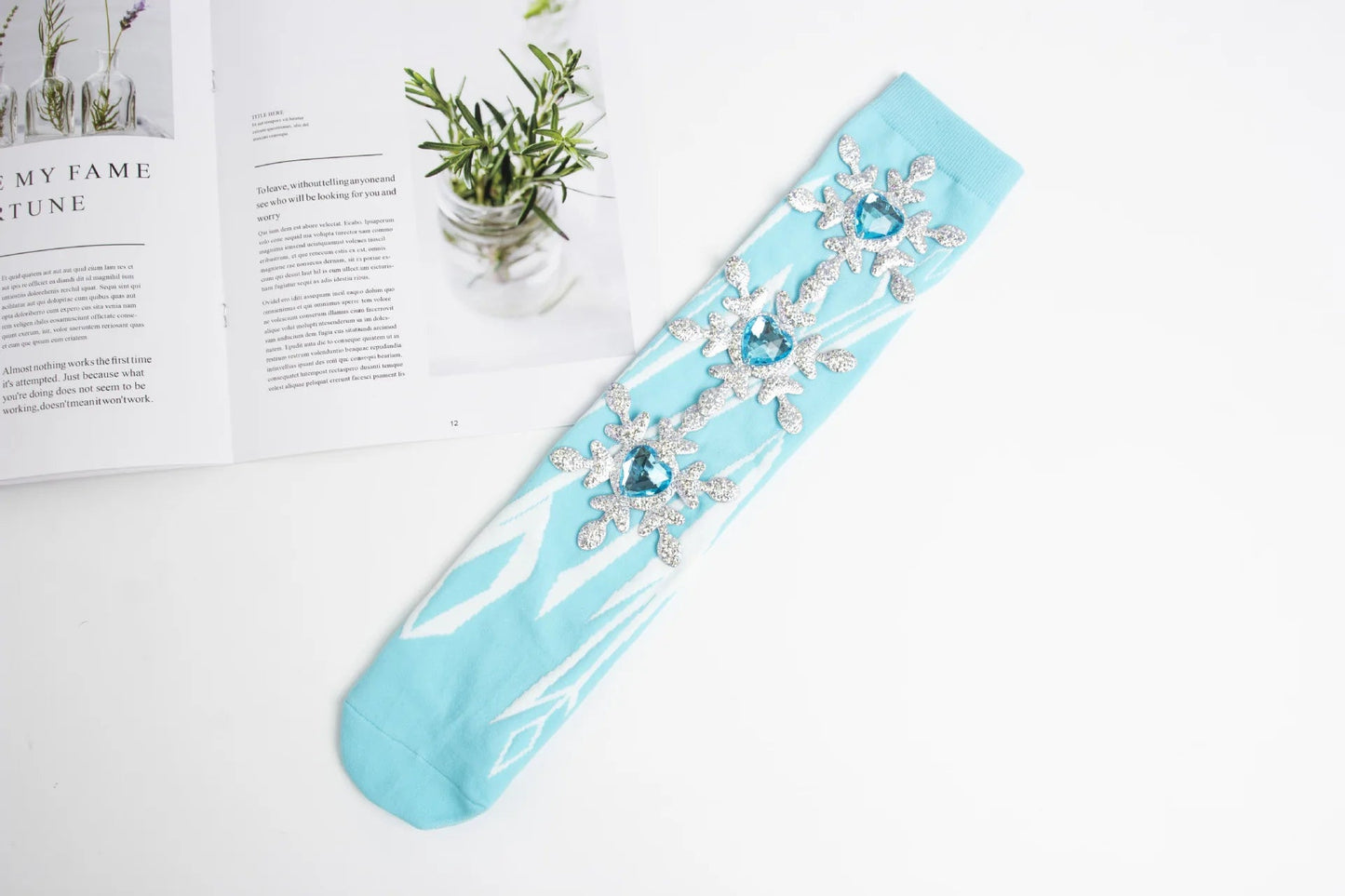 Disney Frozen Elsa Cartoon Socks - itzy bitsy