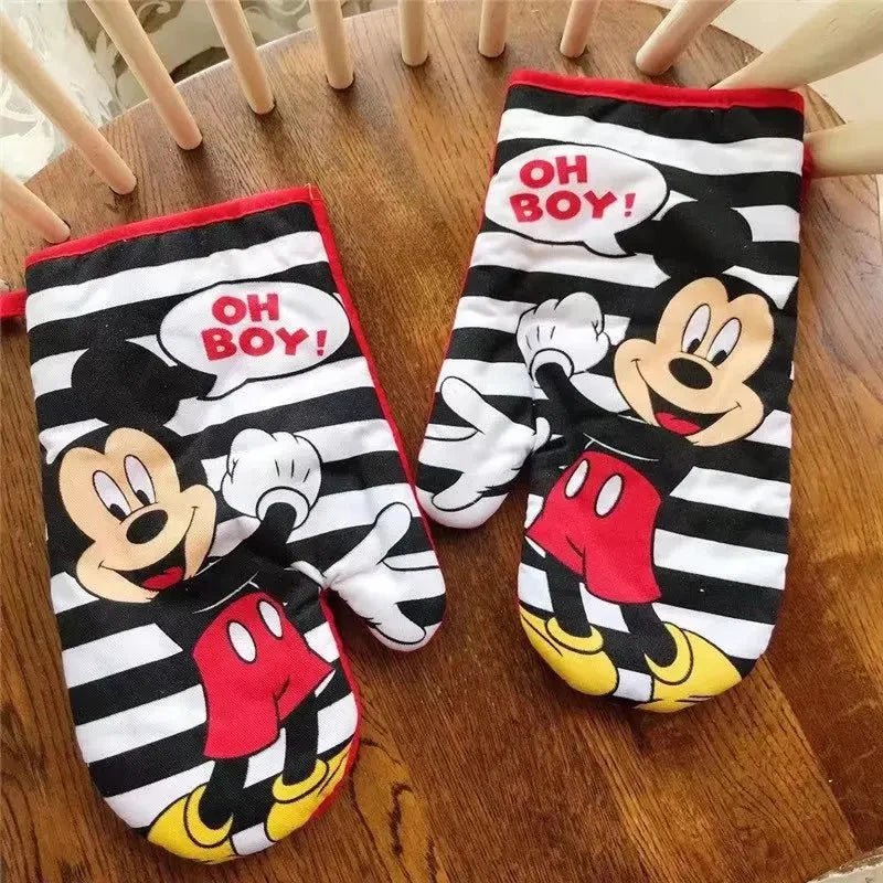 Disney Mickey & Minnie Oven Gloves - itzy bitsy