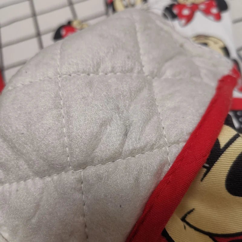 Disney Mickey & Minnie Oven Gloves - itzy bitsy