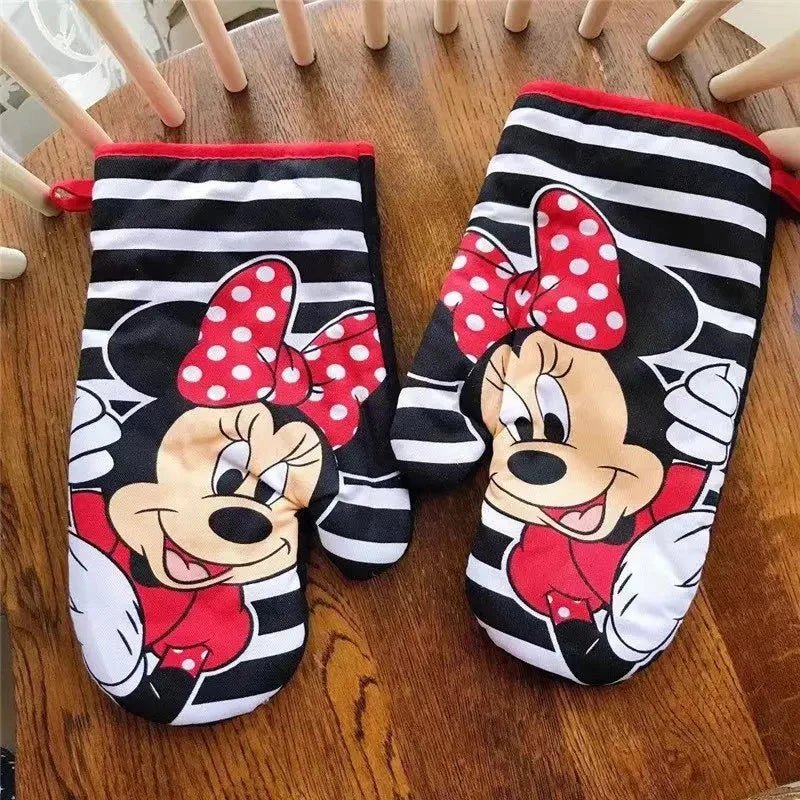 Disney Mickey & Minnie Oven Gloves - itzy bitsy