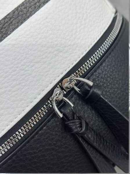 Guess Backpack - itzy bitsy