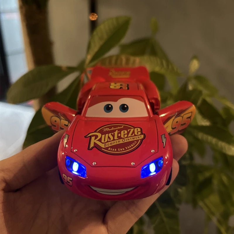 Lightning McQueen Metal Diecast With Lights Inertial Pull - Back Wheel - itzy bitsy