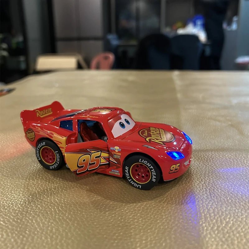 Lightning McQueen Metal Diecast With Lights Inertial Pull - Back Wheel - itzy bitsy