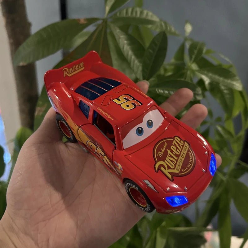 Lightning McQueen Metal Diecast With Lights Inertial Pull - Back Wheel - itzy bitsy