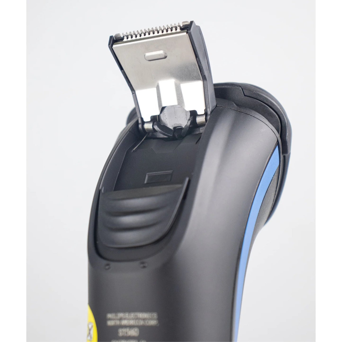 Philips Norelco Shaver 2100, S1560/81 - itzy bitsy