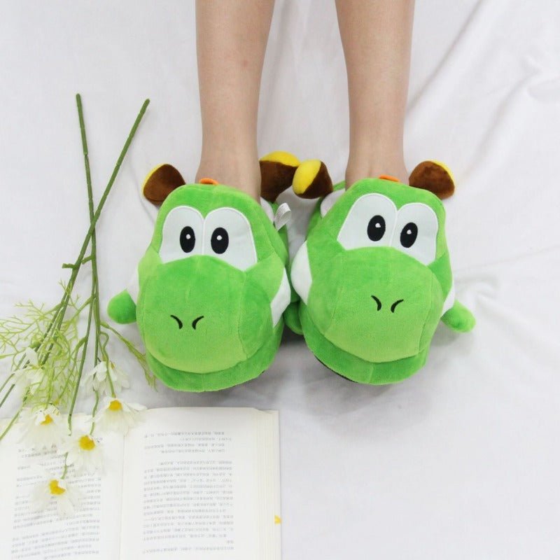 Super Mario Bros - Yoshi Creativity Plush Slippers - itzy bitsy