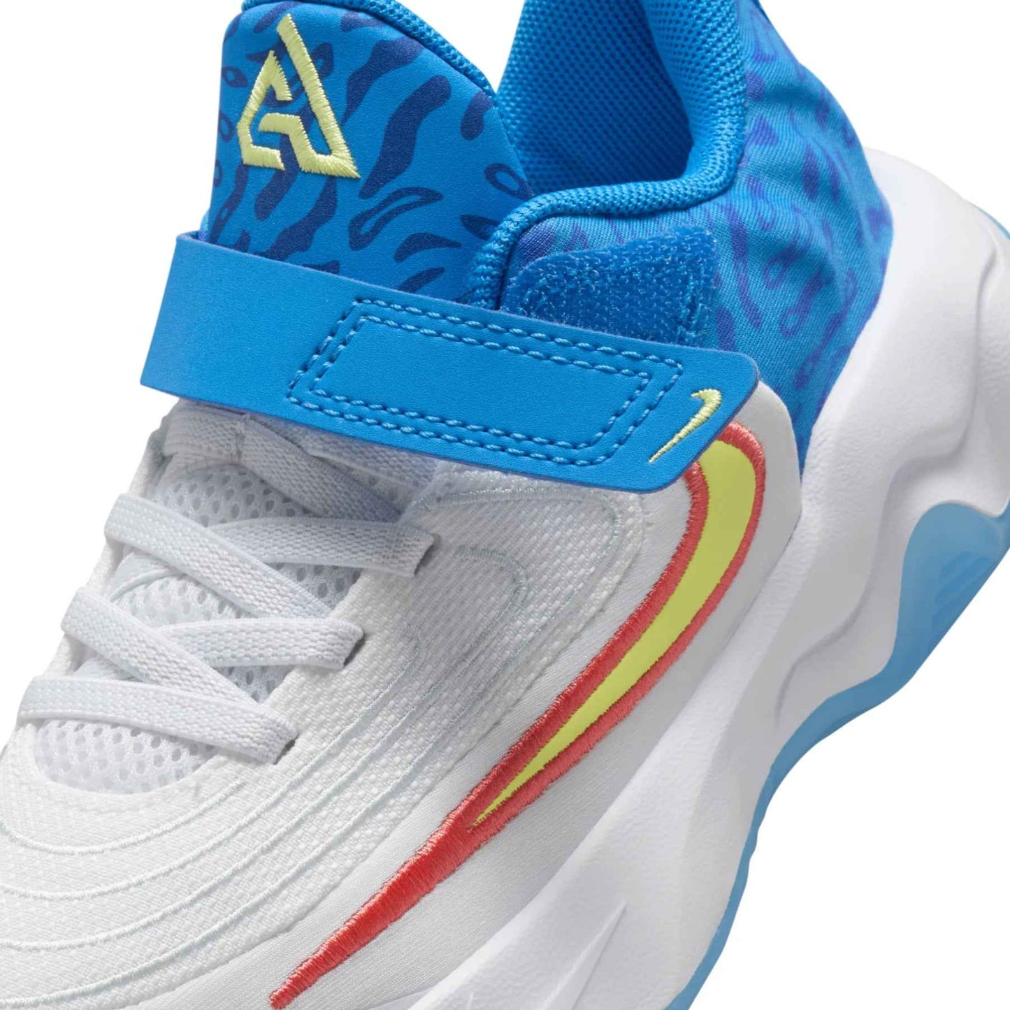 NIKE (PS) Nike Giannis Immortality 4 SE 'White Photo Blue Lemon' Shoes